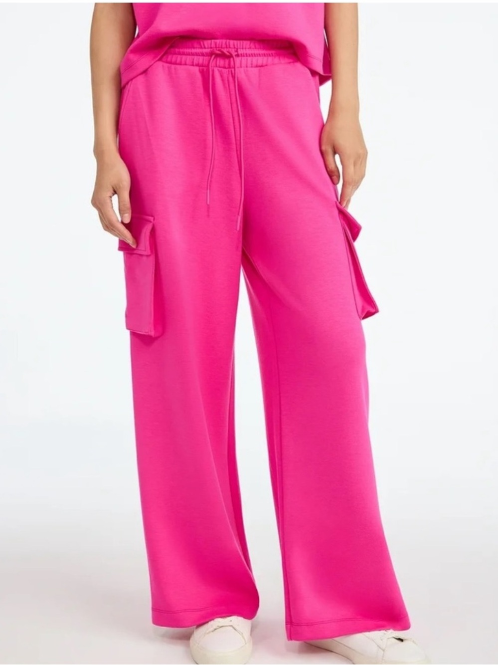 Scoop Women's Ultimate Scuba Knit Wide Leg Cargo Pants EUC pink riot